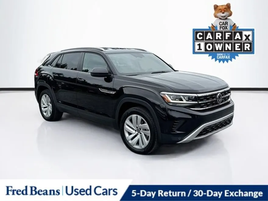 2022 Volkswagen Atlas Cross Sport V6 SE Technology photo 1