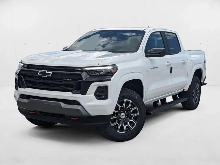 2026 Chevrolet Colorado Z71 photo 1