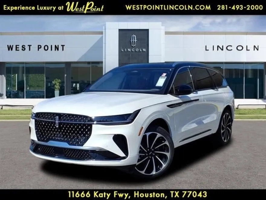 2025 Lincoln Nautilus Black Label photo 1