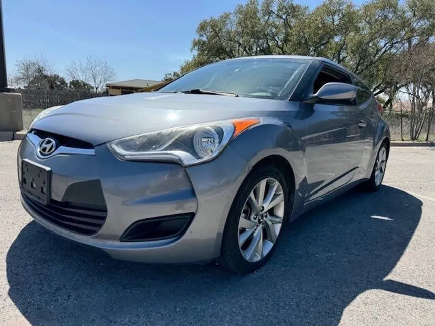 2016 Hyundai Veloster Turbo R-Spec Rally Edition photo 1