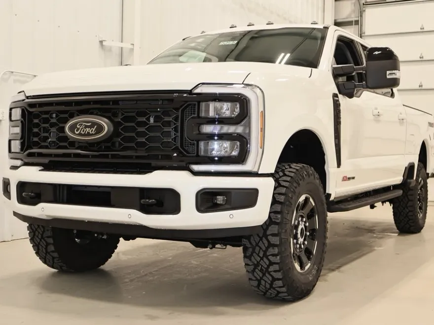 2025 Ford F-350 photo 1