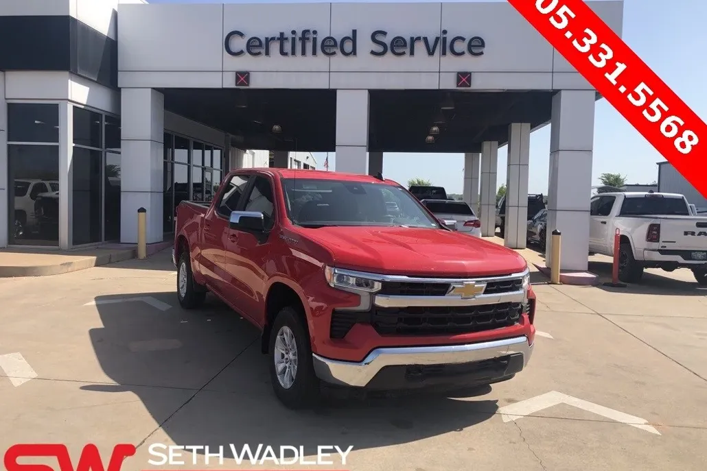 2025 Chevrolet Silverado 1500 LT1 photo 1