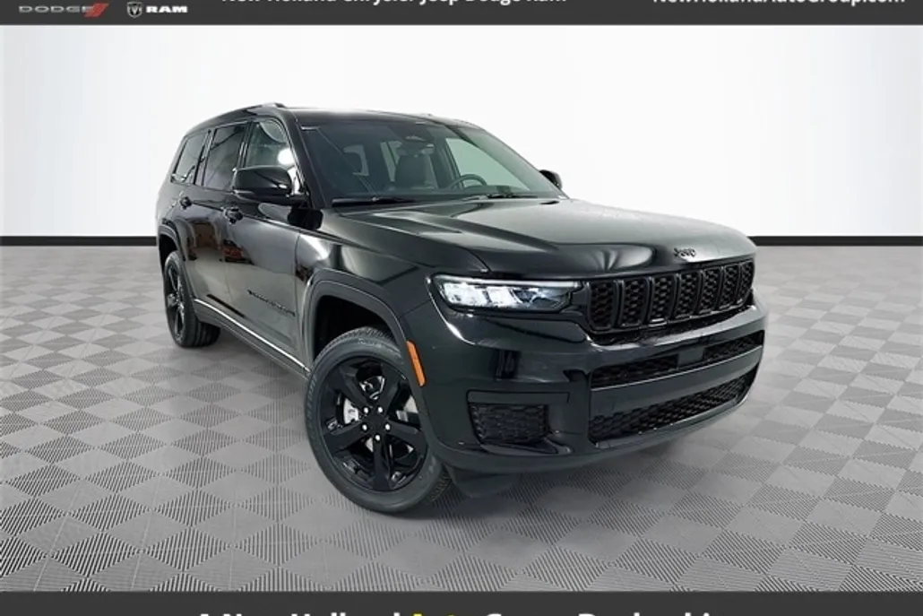 2025 Jeep Grand Cherokee Laredo photo 1