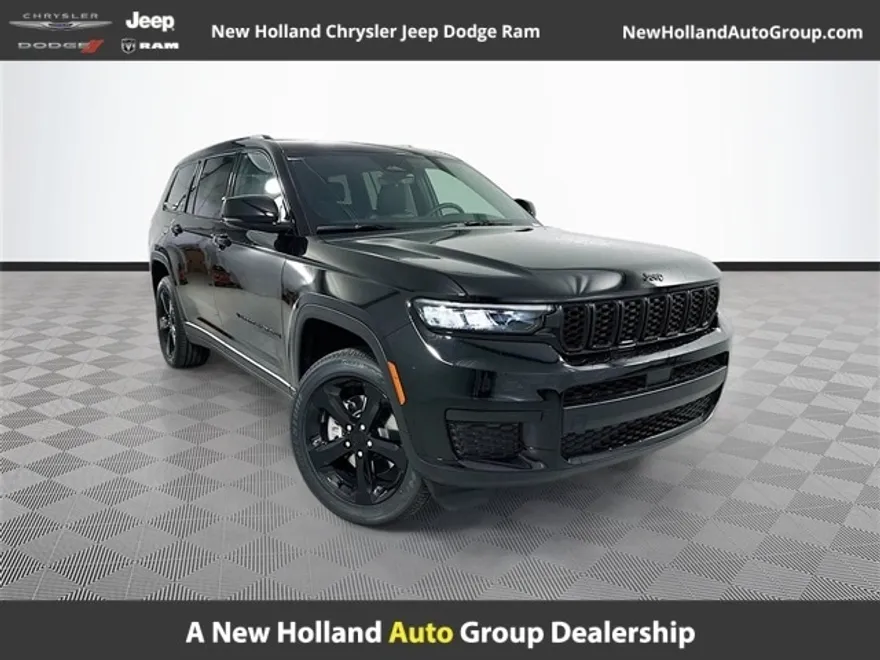 2025 Jeep Grand Cherokee Laredo photo 1