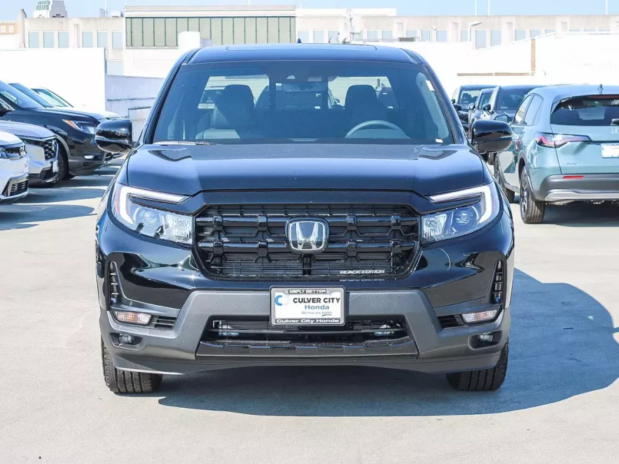 2025 Honda Ridgeline Black Edition photo 1
