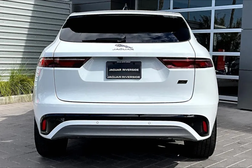 2026 Jaguar F-PACE P250 R-Dynamic S photo 1