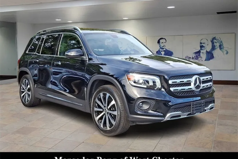 2022 Mercedes Benz GLB 250 photo 1