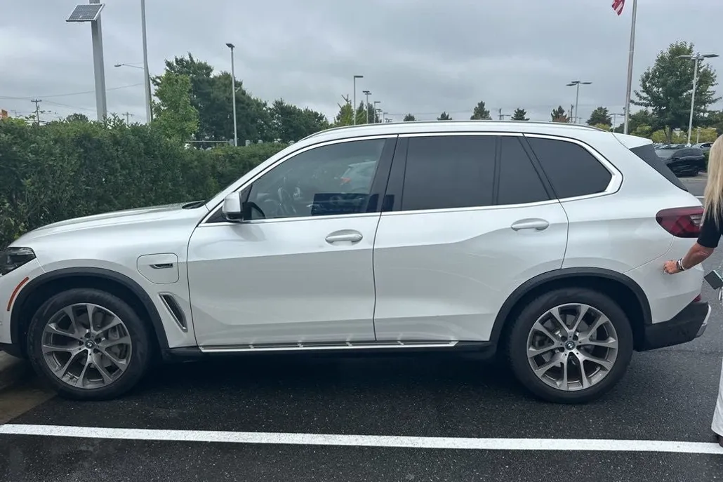 2023 Bmw X5 xDrive45e photo 1