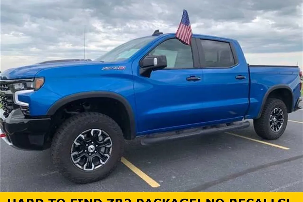 2024 Chevrolet Silverado 1500 ZR2 photo 1