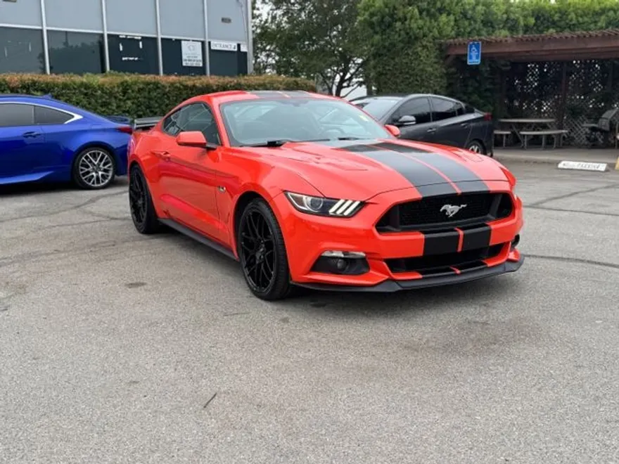 2016 Ford Mustang GT photo 1