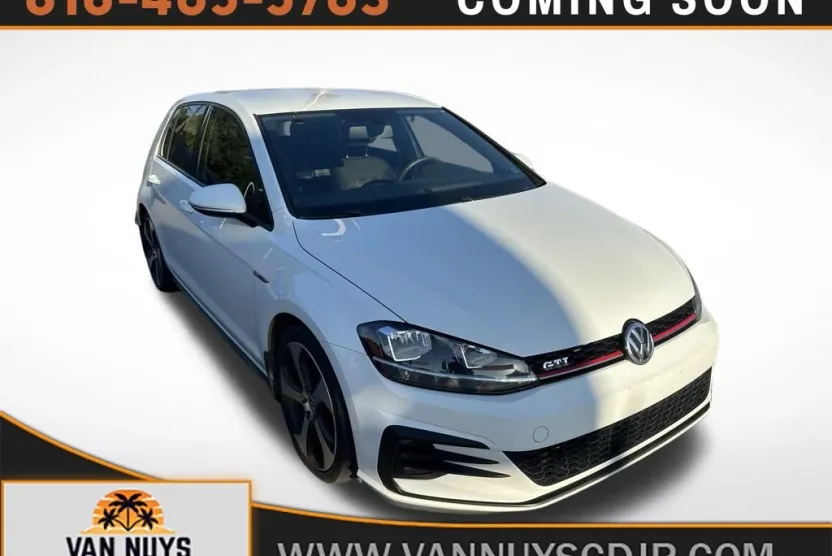 2018 Volkswagen Golf GTI S photo 1