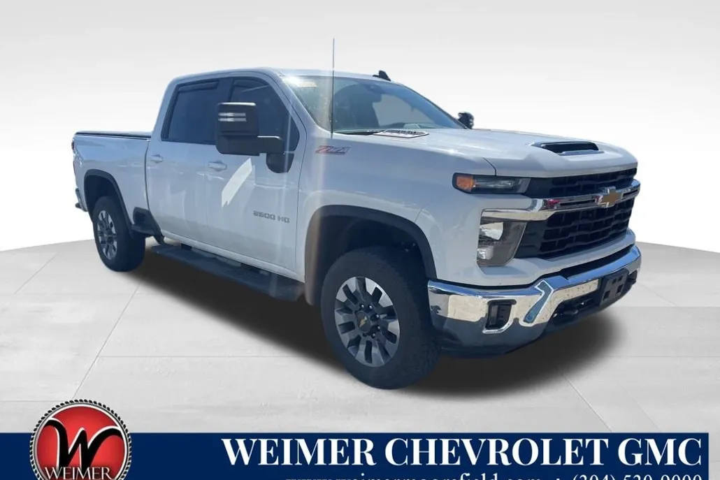 2024 Chevrolet Silverado 2500HD LT photo 1