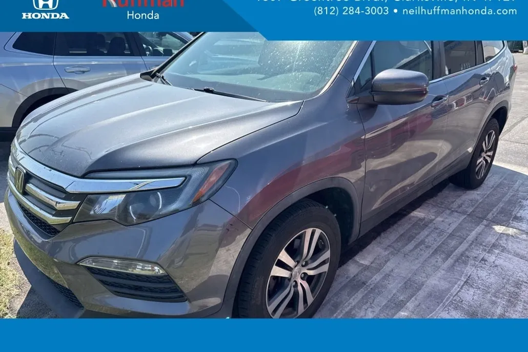 2016 Honda Pilot EX photo 1
