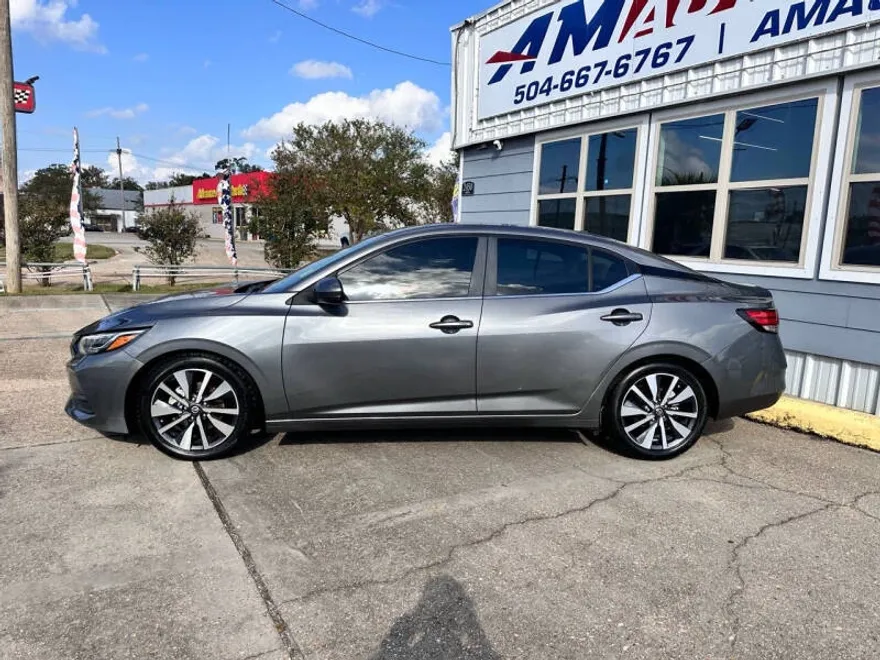 2020 Nissan Sentra SV photo 1