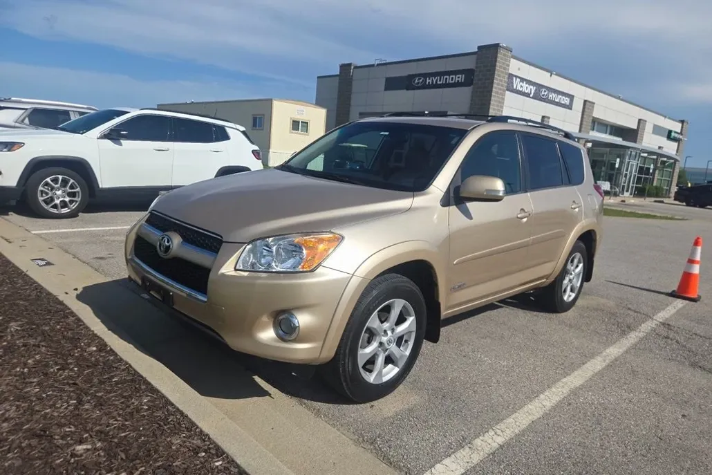 2012 Toyota RAV4 Limited photo 1