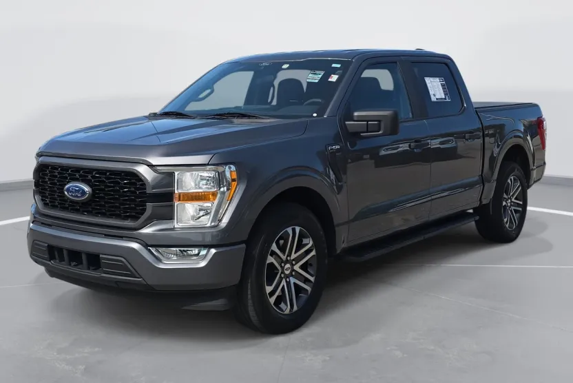 2021 Ford F-150 XL photo 1