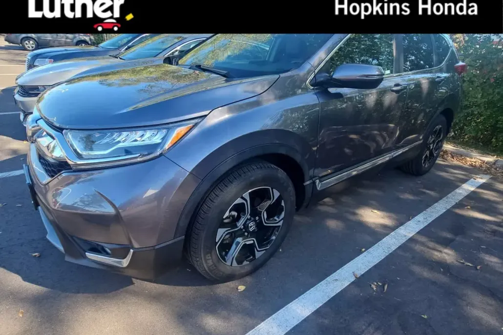 2018 Honda CR-V Touring photo 1