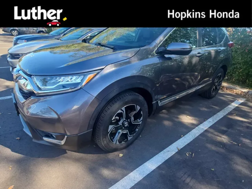 2018 Honda CR-V Touring photo 1