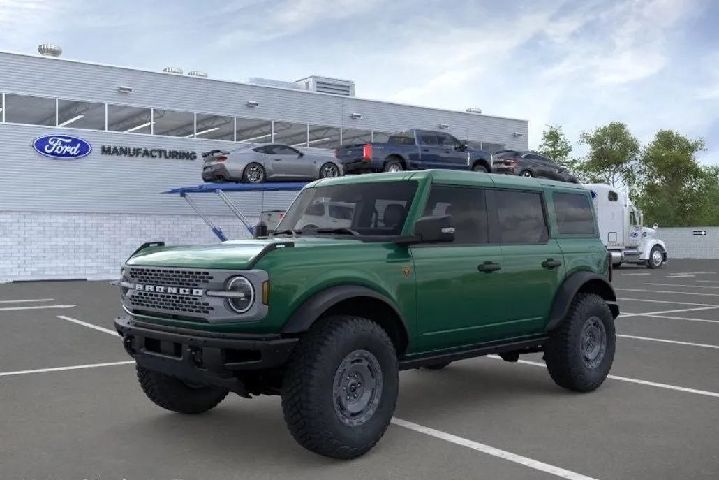 2025 Ford Bronco Badlands photo 1