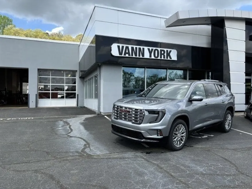 2025 Gmc Acadia Denali photo 1