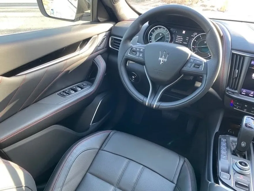 2024 Maserati Levante Modena photo 43