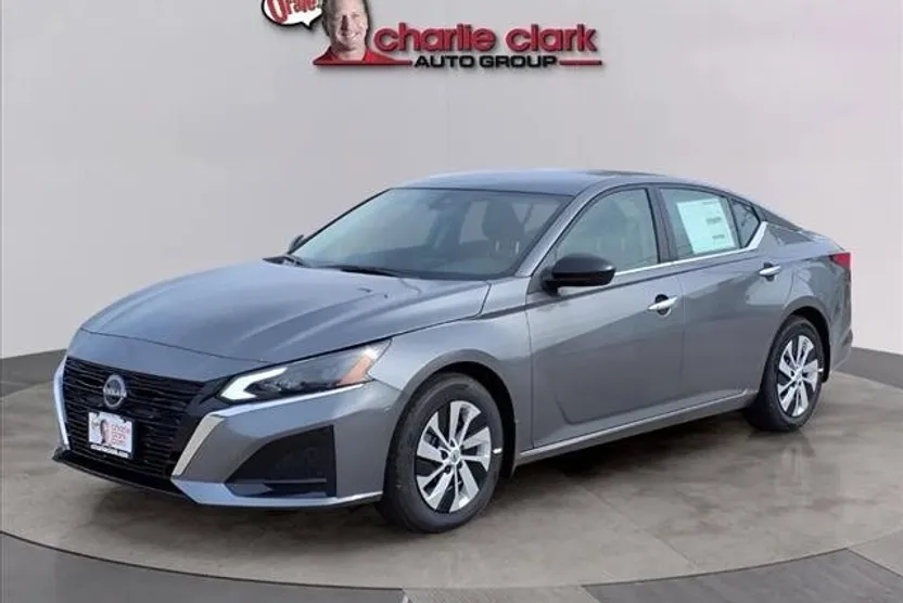 2025 Nissan Altima 2.5 S photo 1