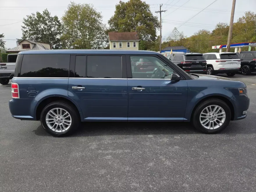 2019 Ford Flex SEL photo 1