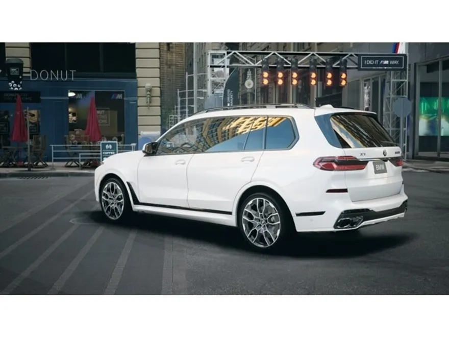 2026 Bmw X7 M60i photo 1