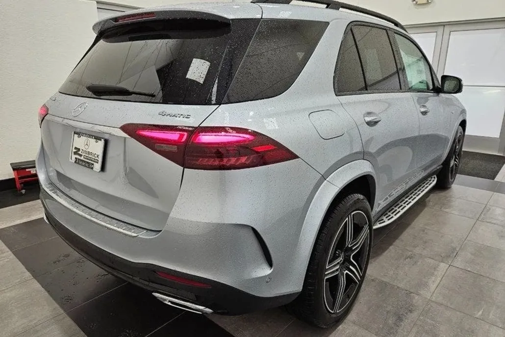2025 Mercedes Benz GLE 450e 4MATIC photo 1
