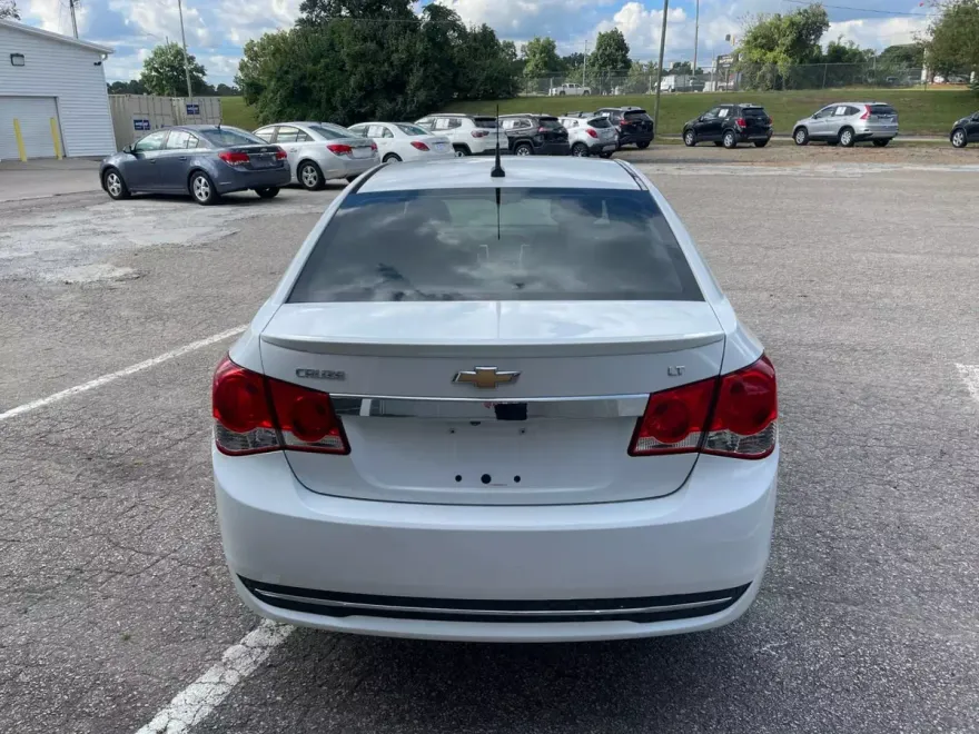 2014 Chevrolet Cruze photo 1