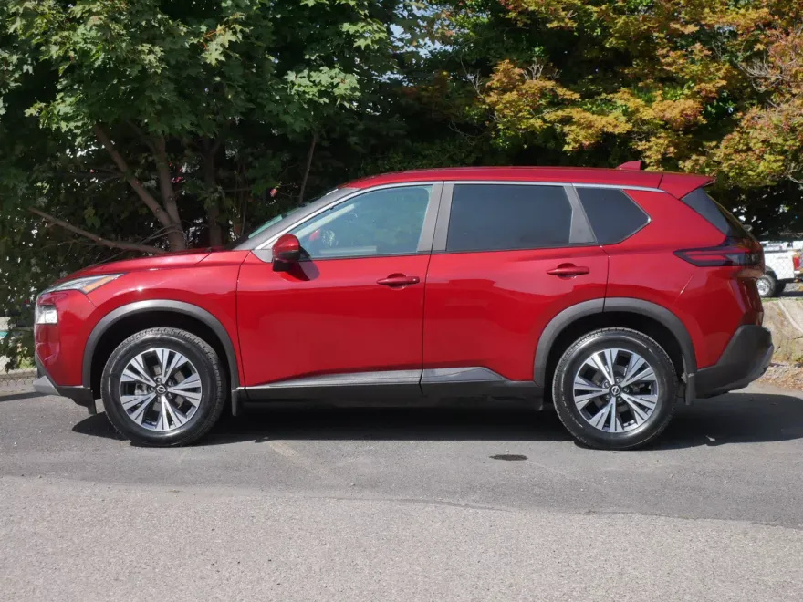 2023 Nissan Rogue SV photo 1