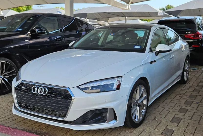 2021 Audi A5 40 Premium Plus photo 1