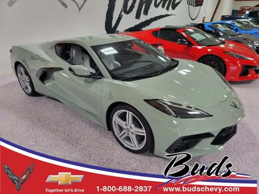 2024 Chevrolet Corvette Stingray 1LT photo 1