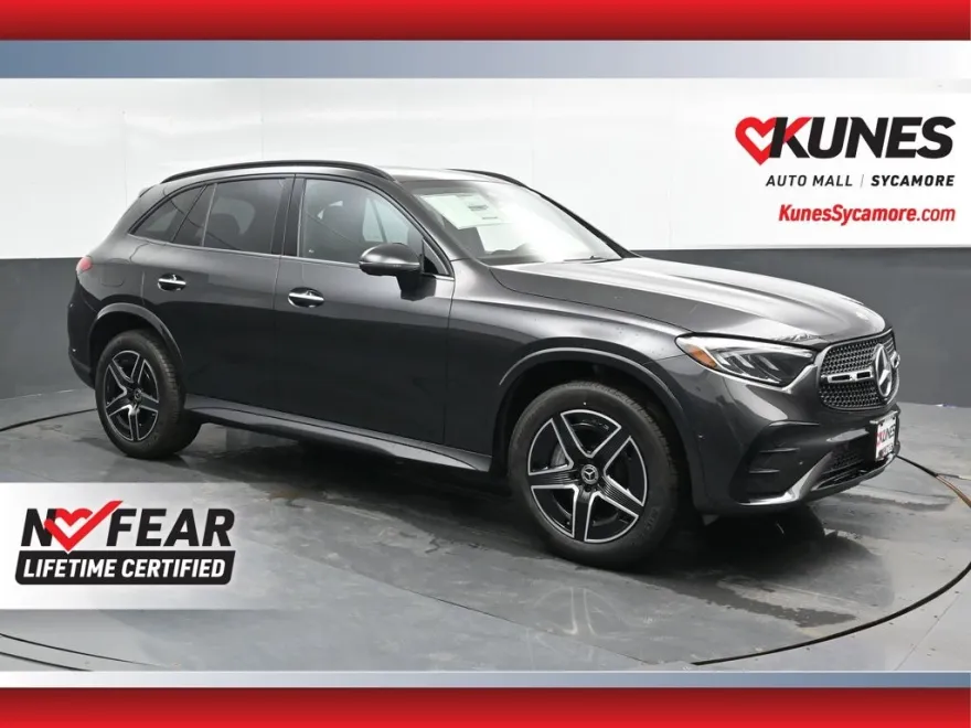2025 Mercedes Benz GLC 300 4MATIC photo 1
