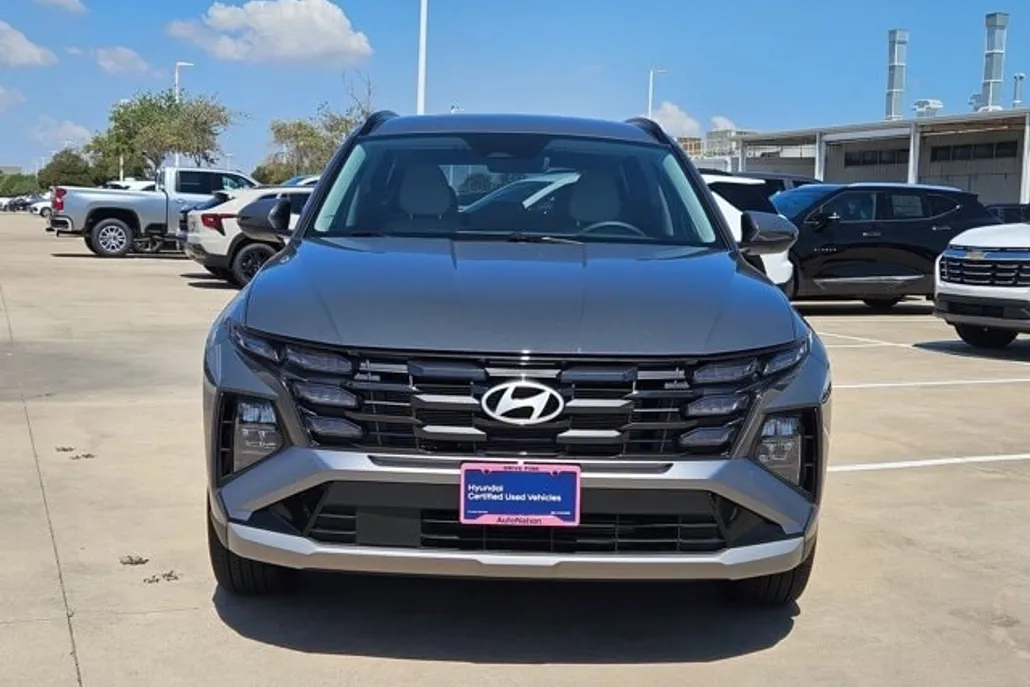 2025 Hyundai Tucson SEL photo 1