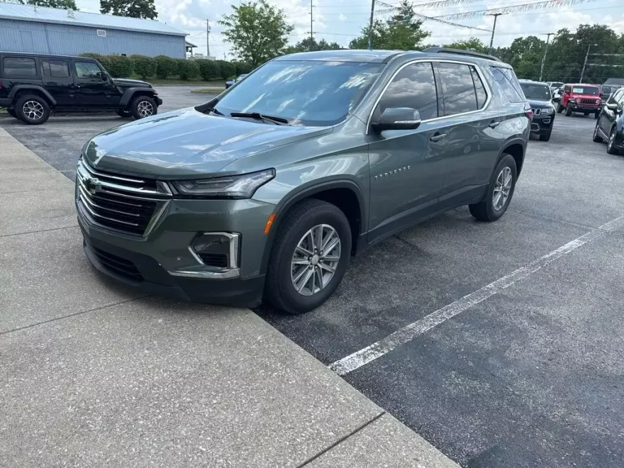 2022 Chevrolet Traverse 1LT photo 1