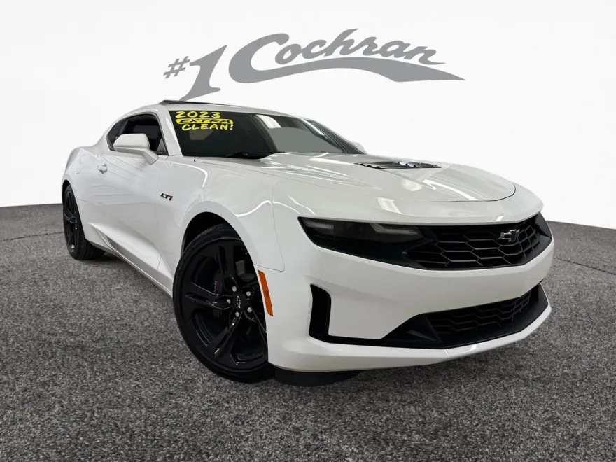 2023 Chevrolet Camaro LT1 photo 1