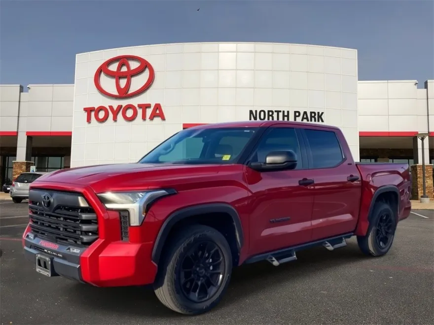 2022 Toyota Tundra SR5 photo 1