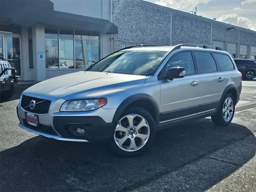 2016 Volvo XC70 T5 photo 1