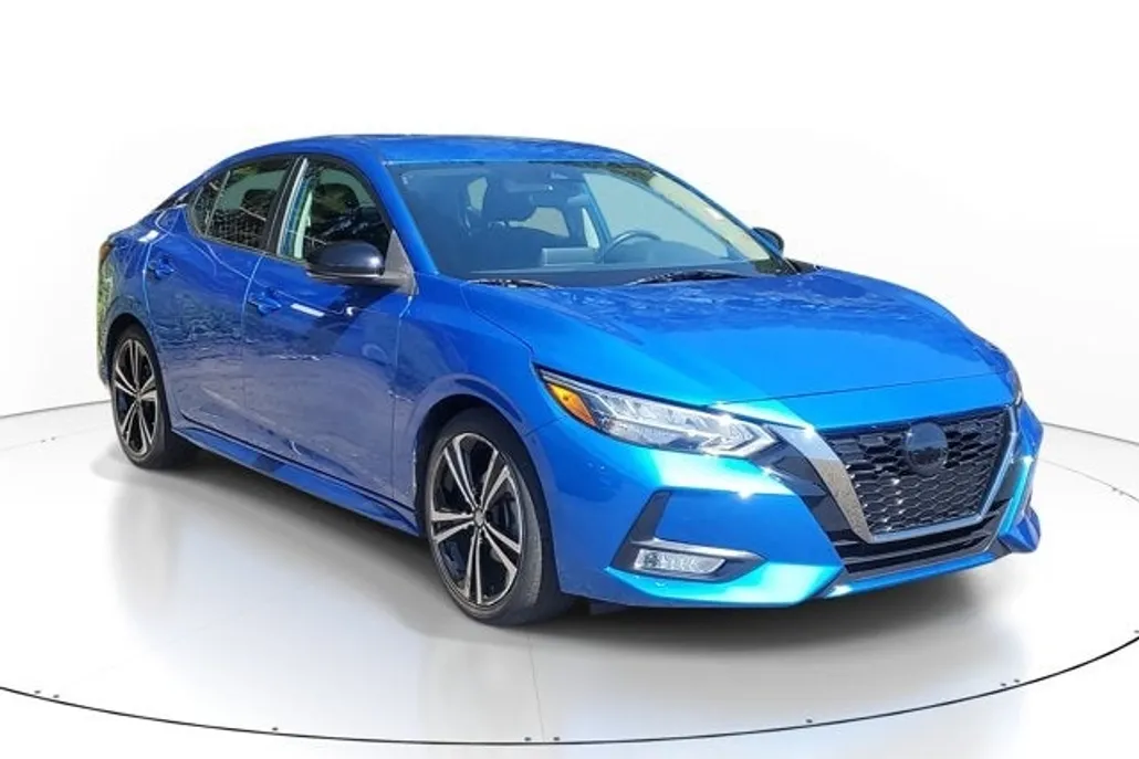 2022 Nissan Sentra SR photo 1