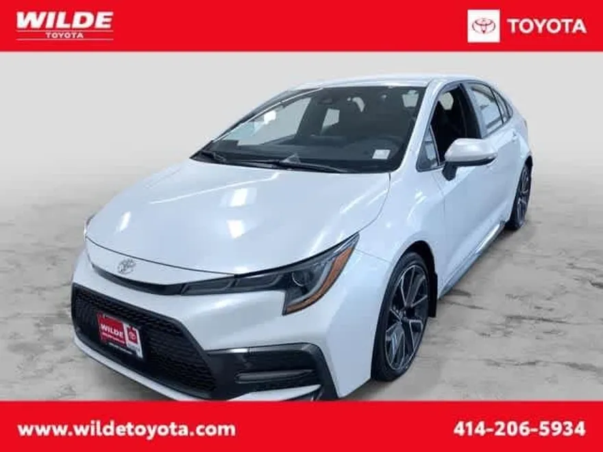2022 Toyota Corolla SE photo 1