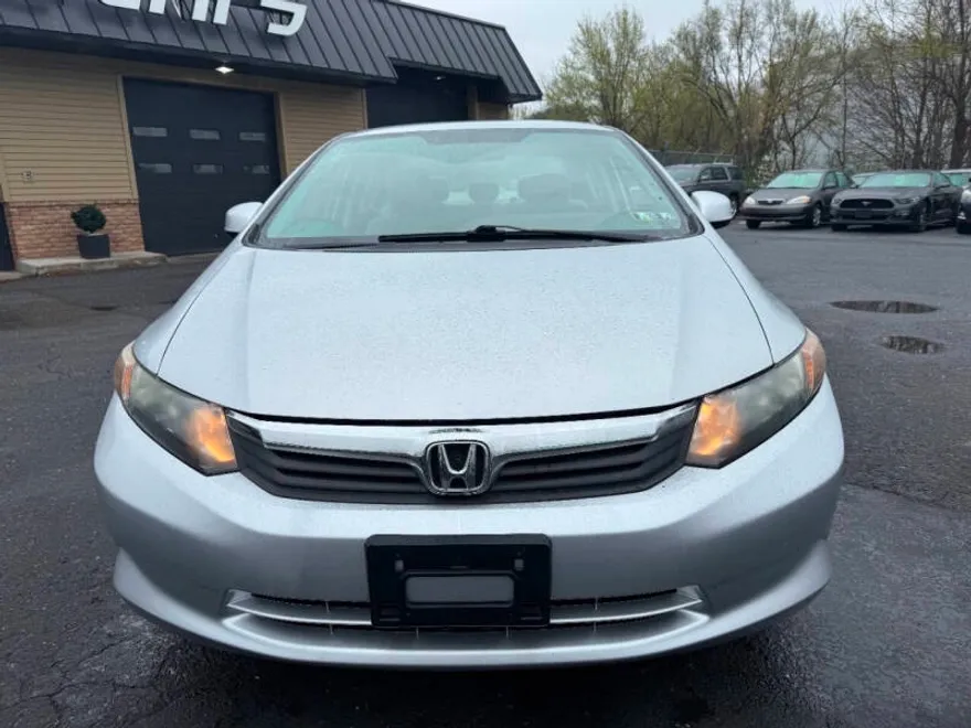 2012 Honda Civic LX photo 1