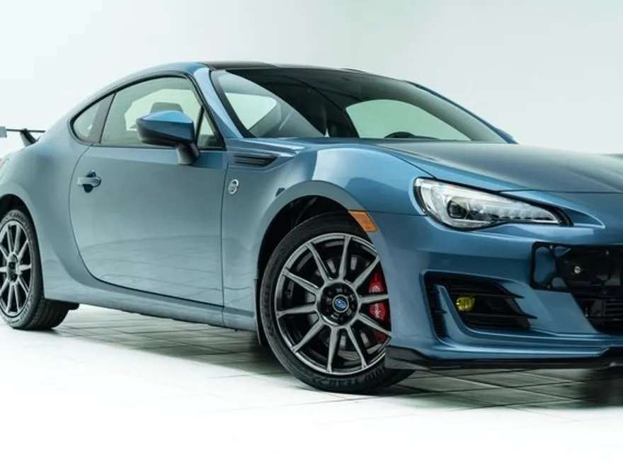 2018 Subaru BRZ Limited photo 1