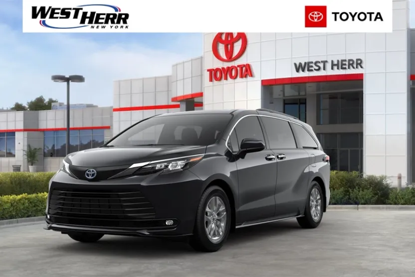 2025 Toyota Sienna XLE photo 1