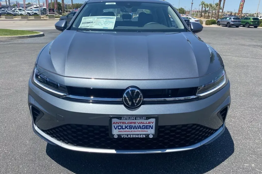2025 Volkswagen Jetta 1.5T S photo 1