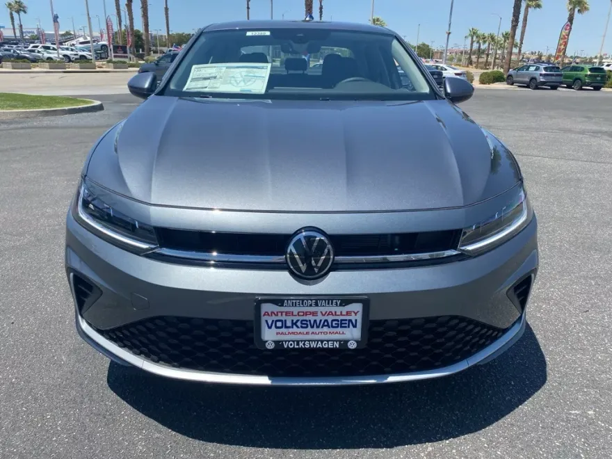 2025 Volkswagen Jetta 1.5T S photo 1