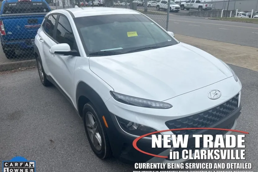 2023 Hyundai Kona SE photo 1