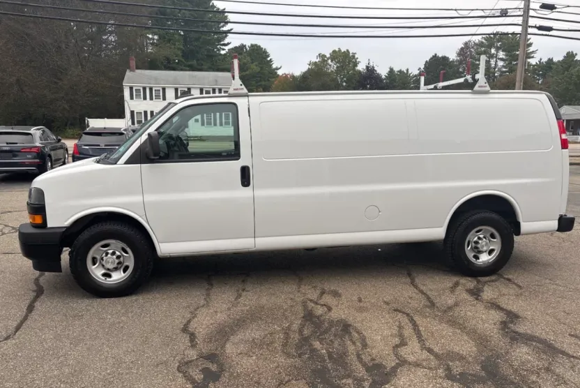 2020 Chevrolet Express 2500 Cargo photo 1