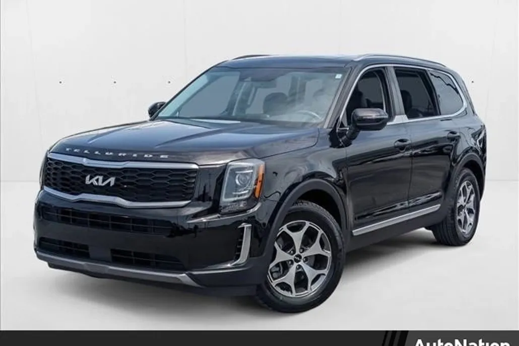 2022 Kia Telluride EX photo 1
