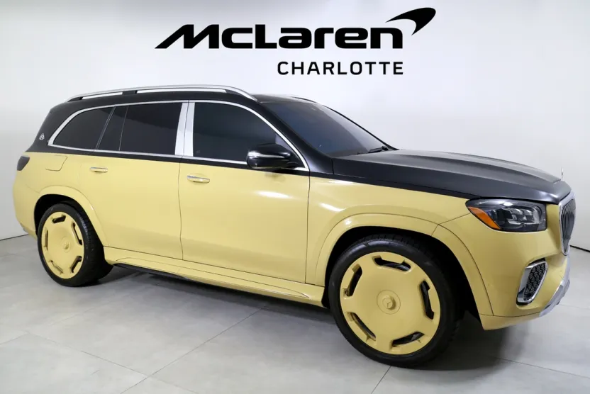 2024 Mercedes Benz GLS 4MATIC photo 1